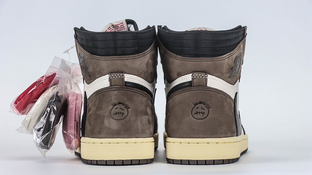 AIR JORDAN 1 TRAVIS SCOTT HIGH